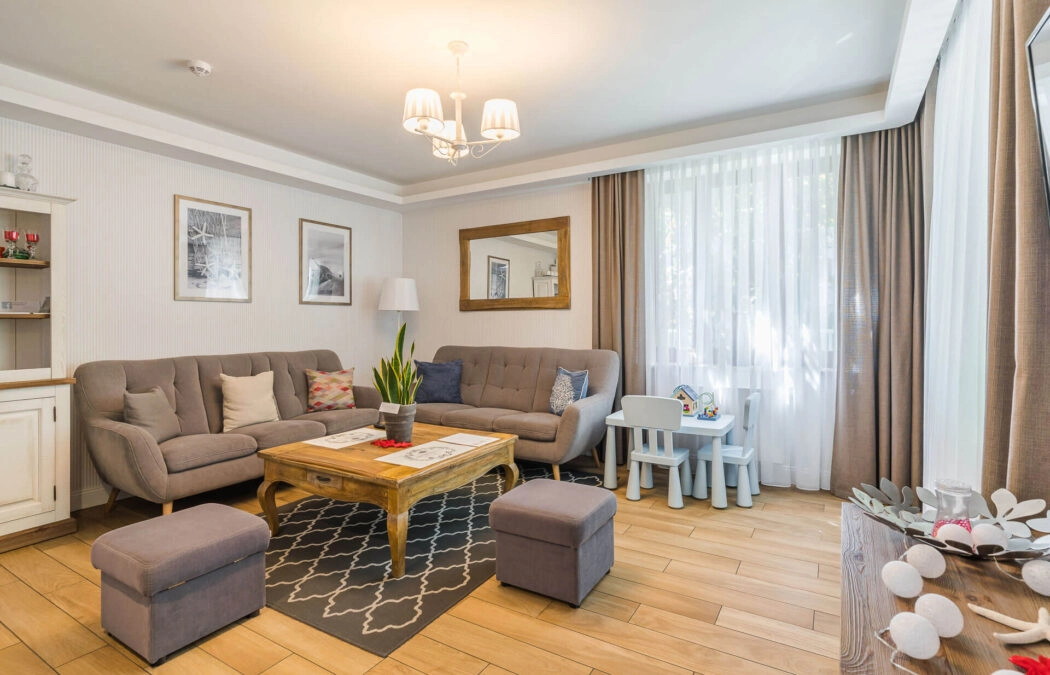 VILLA 11 POKOI + DOM 4 POKOJOWY | WYSOKI STANDARD
