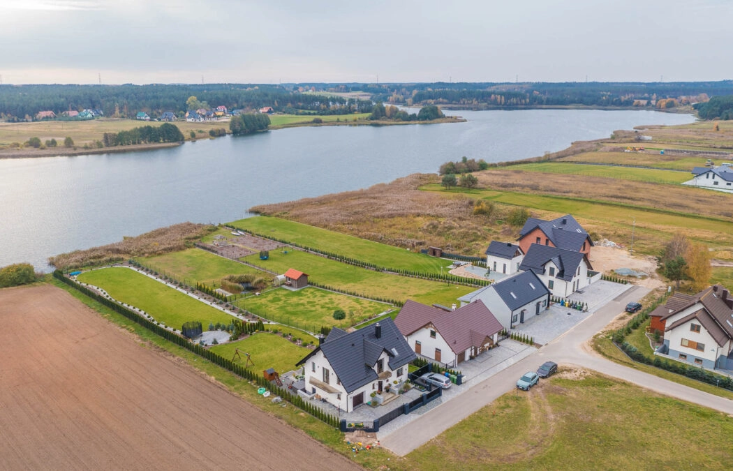 Dom z linią brzegową Jeziora Stężyckiego! Od zaraz