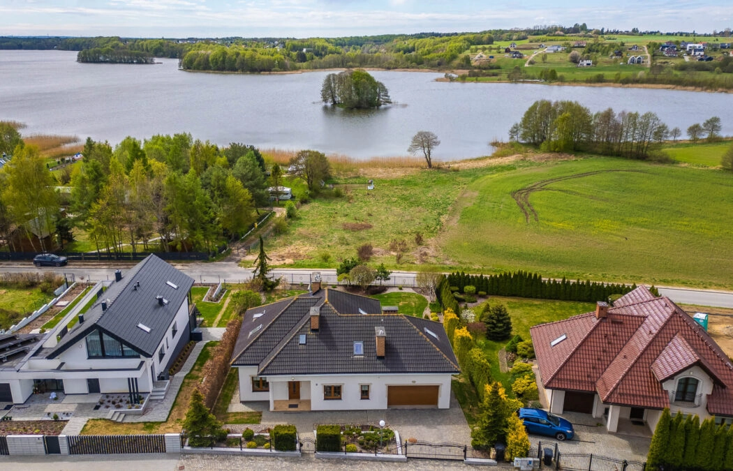 Komfortowa willa z widokiem na jezioro