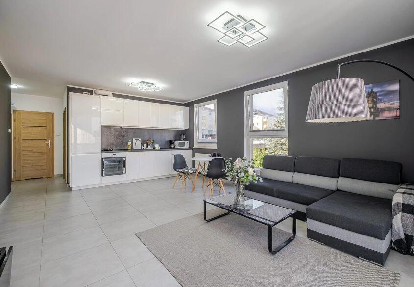 Ogromny salon | Duży balkon | Południowe