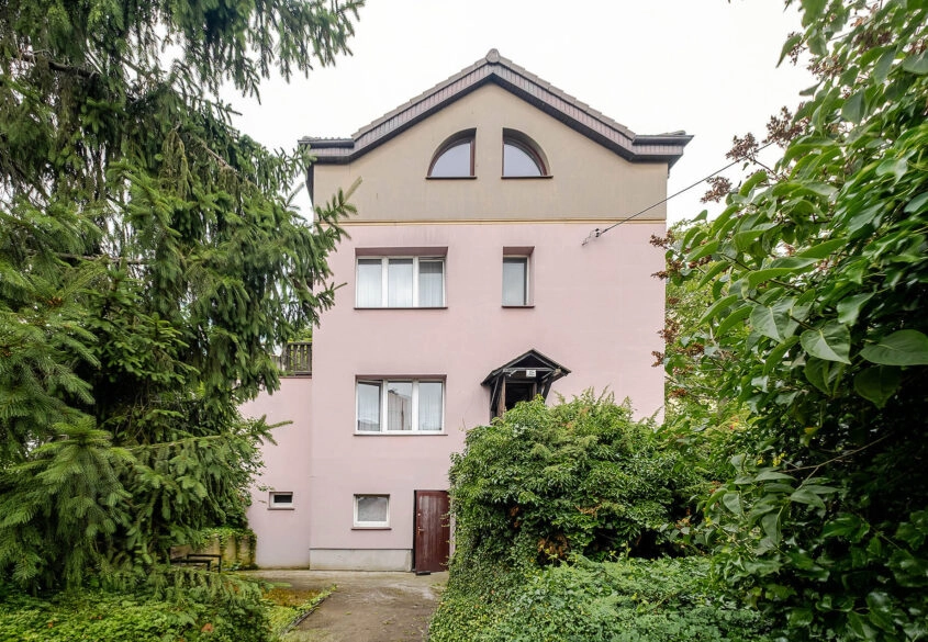 Brzeźno, dwa osobne wejścia, dom wolnostojący.
