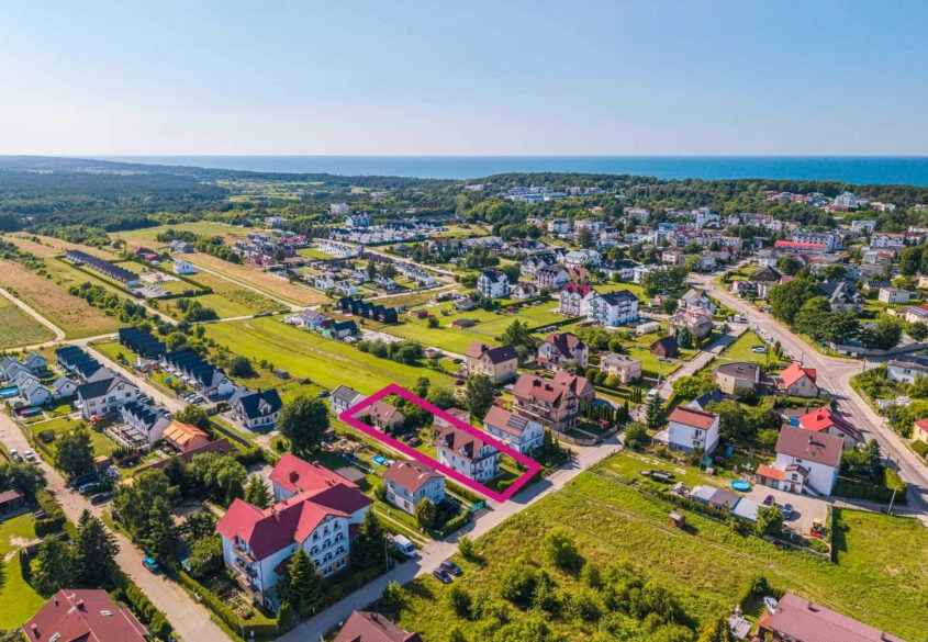 Dom / Pensjonat  900 m od plaży - Jastrzębia Góra