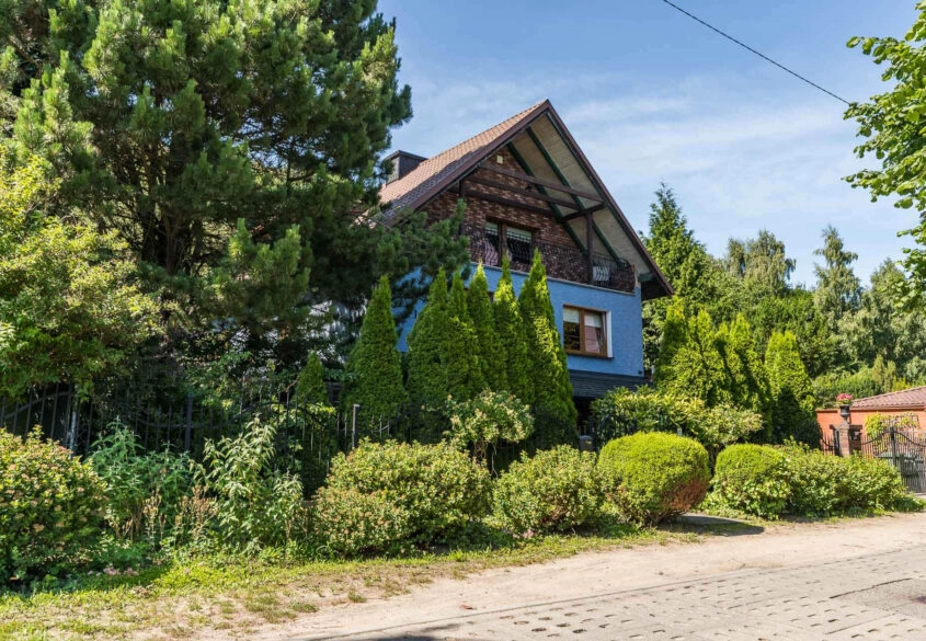 Dom pod lasem, możliwość 2 mieszkań