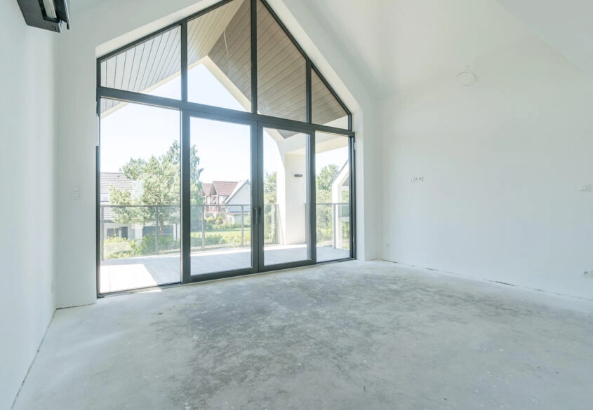 Komfortowy apartament z tarasem nad morzem !