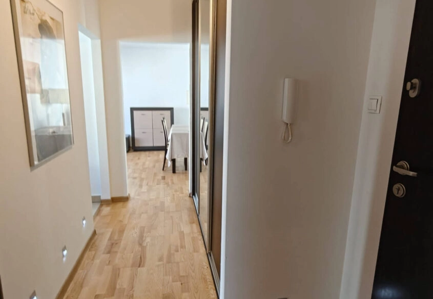 Mieszkanie na wynajem, dwa miejsca postojowe