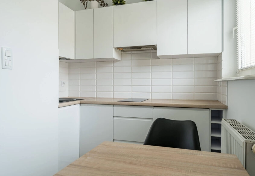 Kawalerka 25 m² z balkonem 8 m² miejsce postojowe