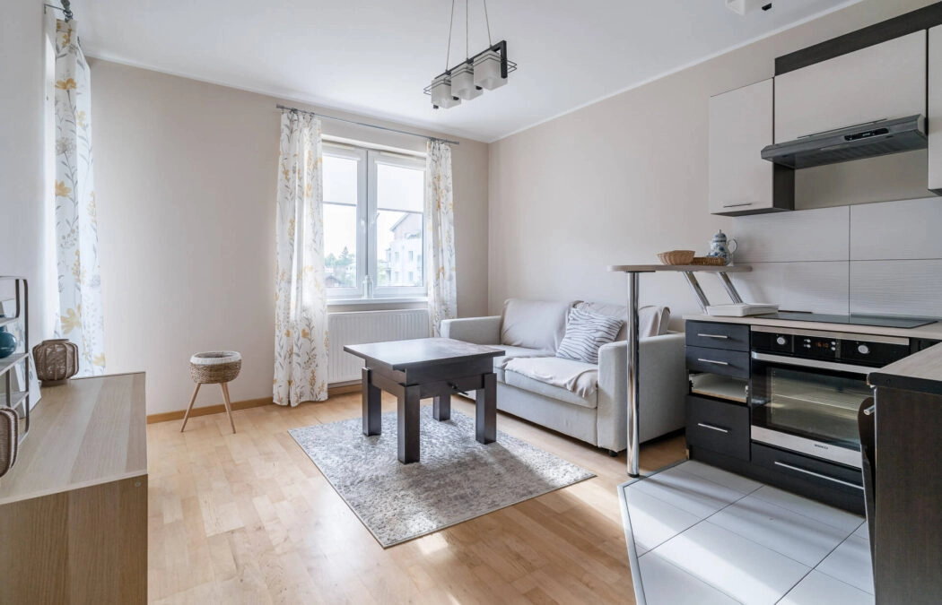 Bardzo niskie opłaty | Odświeżone | Duży balkon