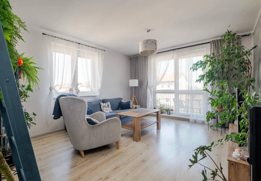 Przestronne | Jasne | 10m2 piwnica | Trójstronne