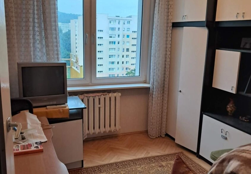 3 pokoje blisko lasu/do remontu/od zaraz