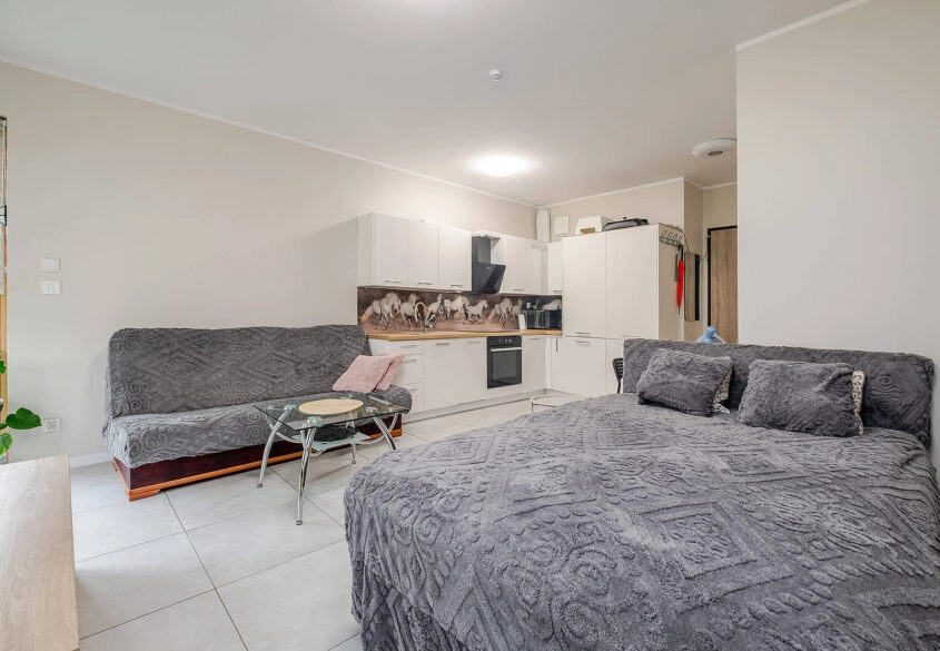 Urządzona kawalerka z ogrodem 30m2 | Msc w hali