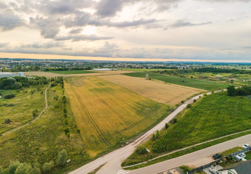 Pod budowę osiedla domów | Pełne Media | Asfaltowa