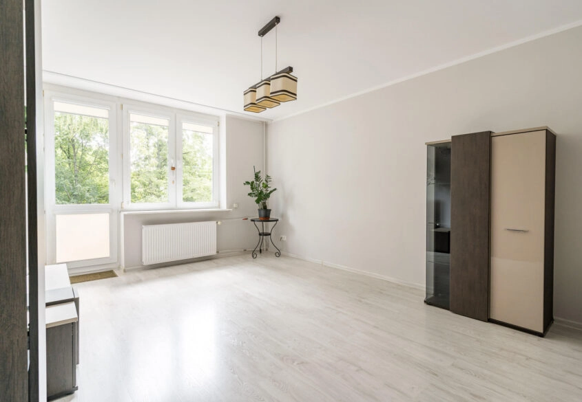 2 pokoje z balkonem - widok na zieleń !