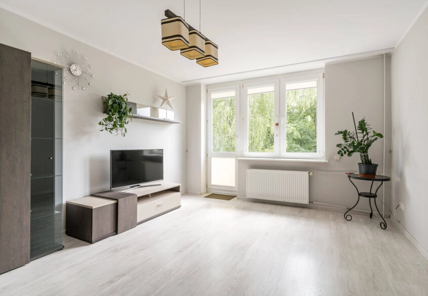 2 pokoje z balkonem - widok na zieleń !