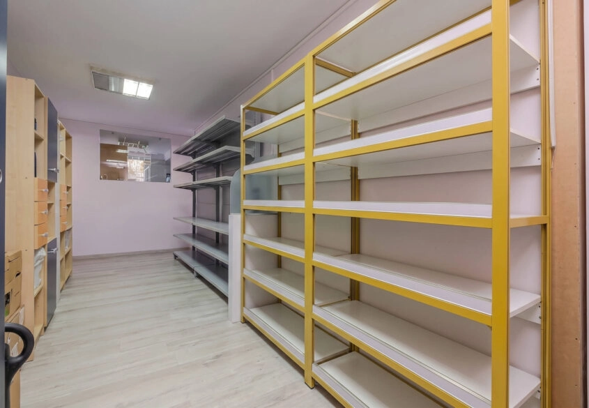 Atrakcyjny lokal usługowy z parkingiem | 80,54 m²