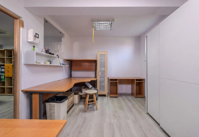 Atrakcyjny lokal usługowy z parkingiem | 80,54 m²