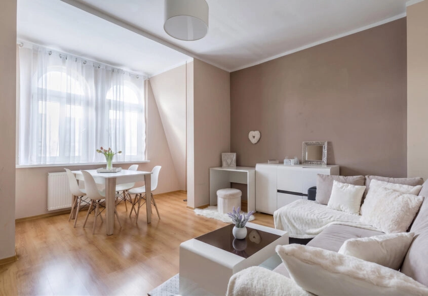 Sufity 320cm | Piwnica 15m2 | Przestronne Pokoje