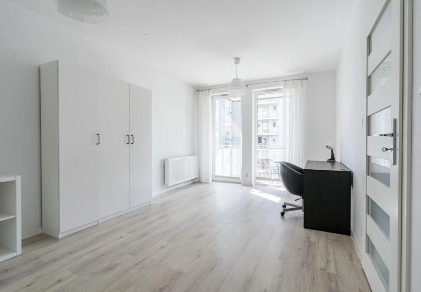 Garaż | Piwnica | Ustawne 2 Pokoje | Balkon