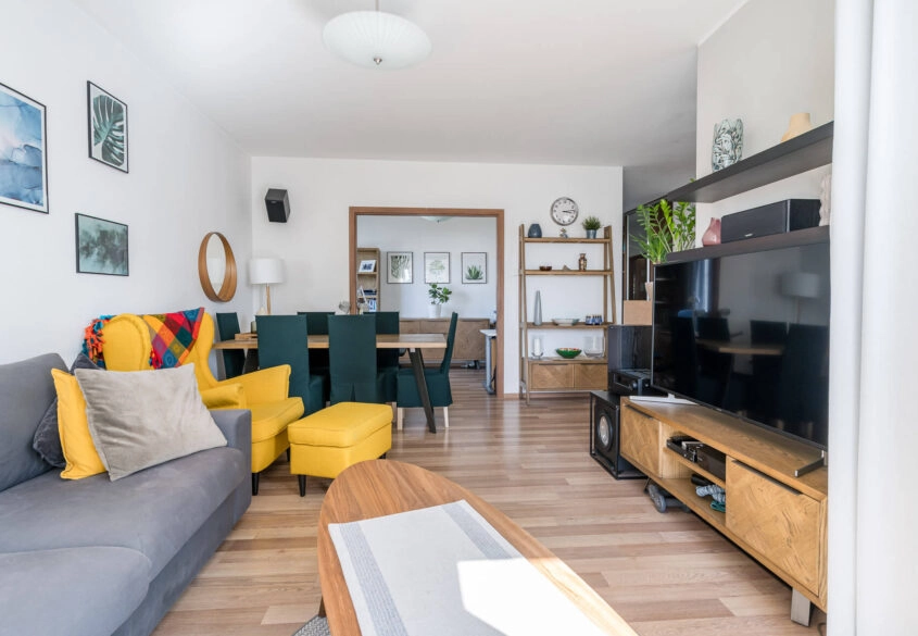 2 msc postojowe | Piwnica | Wyposażone i zadbane