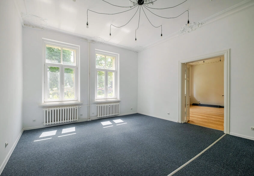 3 min do SKM Wrzeszcz! Duży lokal-parter,balkon