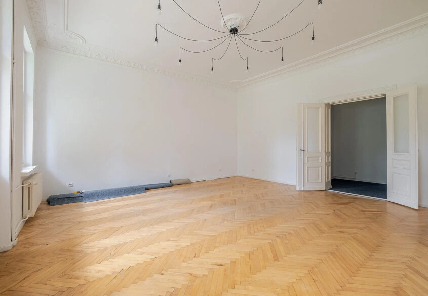 3 min do SKM Wrzeszcz! Duży lokal-parter,balkon