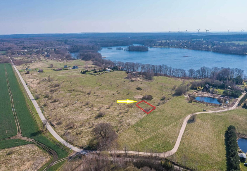 Działka nad jeziorem Salińskim
