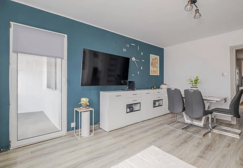 3 pokoje z oddzielną kuchnią gotowe do wprowadzeni