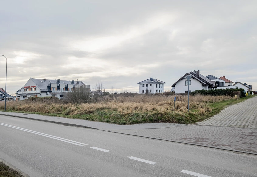 Działka usługowo - mieszkalna 1133 m² Mosty