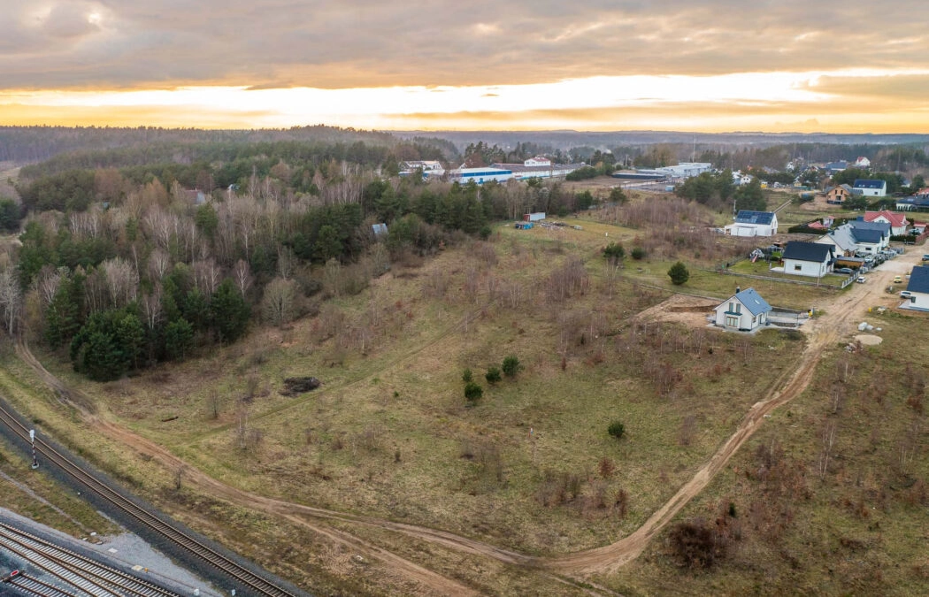 PEŁNE UZBROJENIE | PROSTOKĄTNA | JEZIORO I LAS