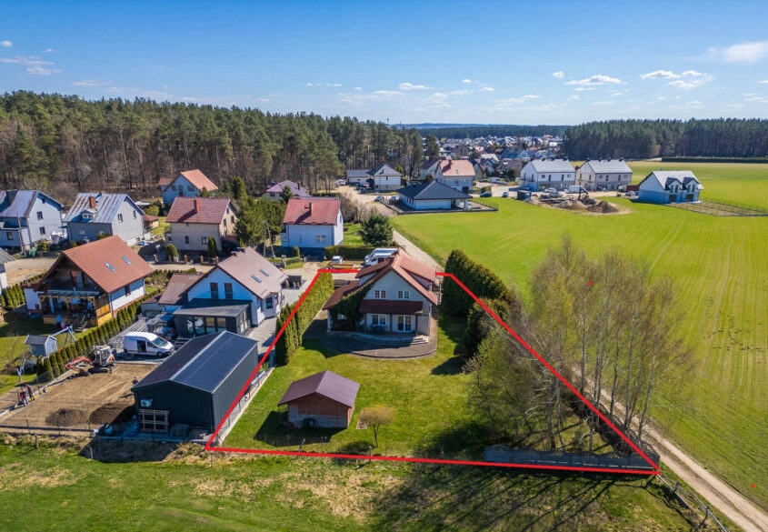 Dom wolnostojący na dużej działce 1258m2