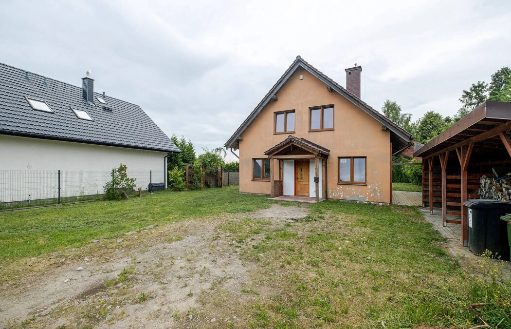 Dom wolnostojący na dużej działce - Gdańsk Klukowo