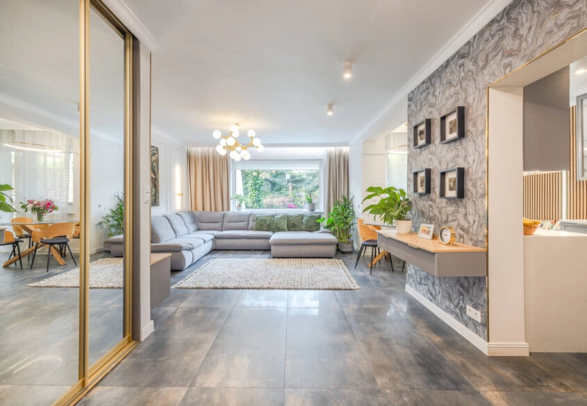 Stylowy Apartament z Ogrodem, Balkonem i Garażem!