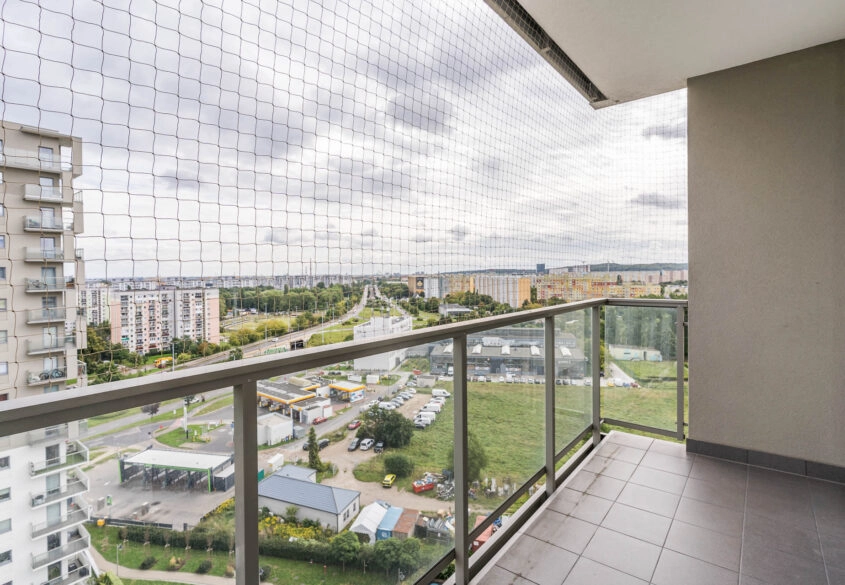 2 pokoje Albatross Towers z miejscem w hali