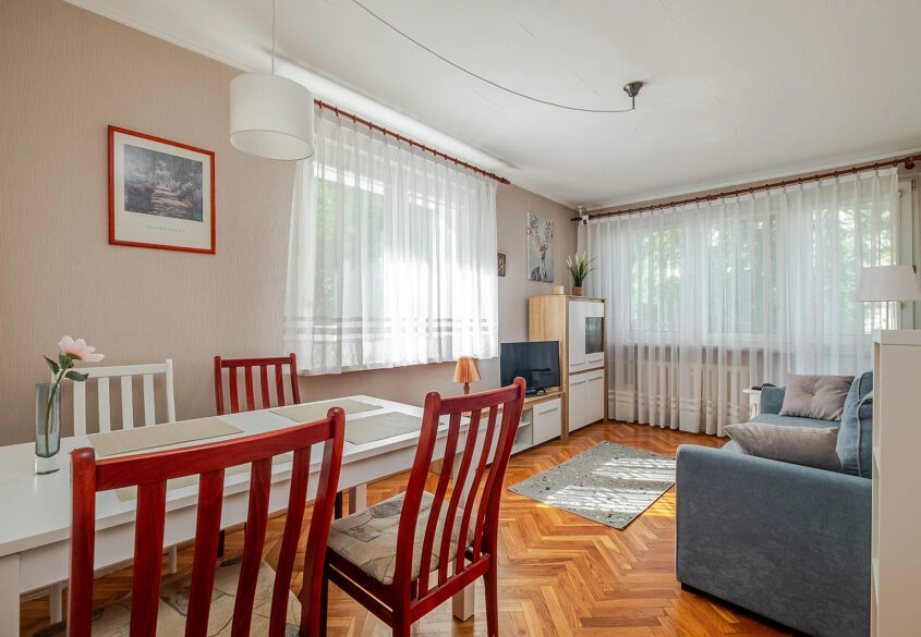 2 pokoje | 43 m² | VII Dwór | Balkon | Zieleń
