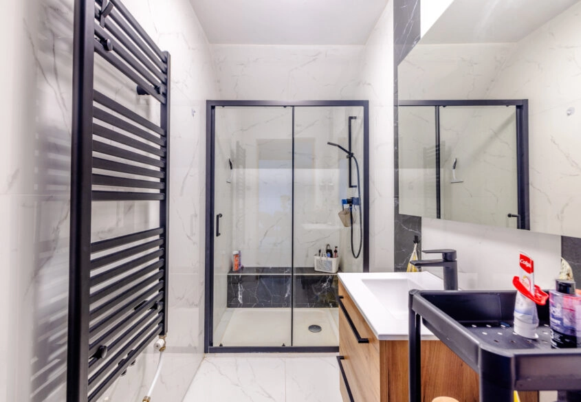 DOM Z DUŻĄ DZIAŁKĄ I POTENCJAŁEM | 1637 m²