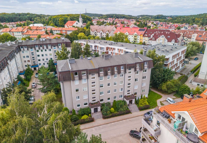 2 pokoje,| Duży balkon, Blisko lasu i obwodnicy