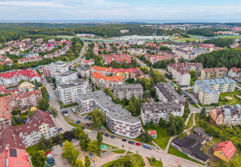 2 pokoje,| Duży balkon, Blisko lasu i obwodnicy