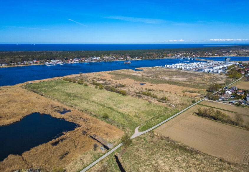 Działka na sprzedaż - naprzeciwko Sol Marina