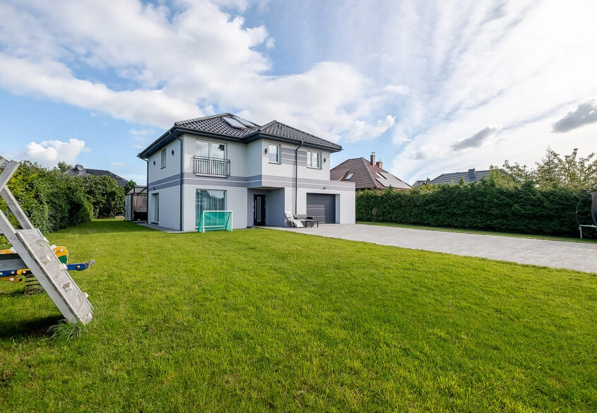NOWOCZESNY DOM W MOSTACH | 188 m² | DZIAŁKA 929 m²