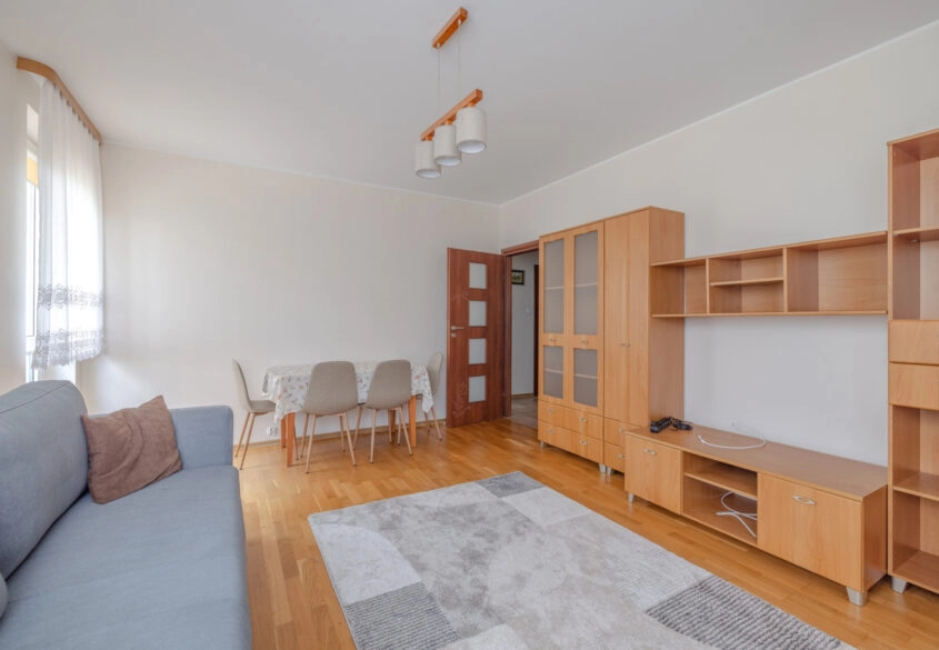 Słoneczne 2 pokoje z balkonem – Gdańsk Nieborowska