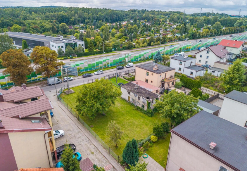 Tylko u nas - płaska - media przy działce