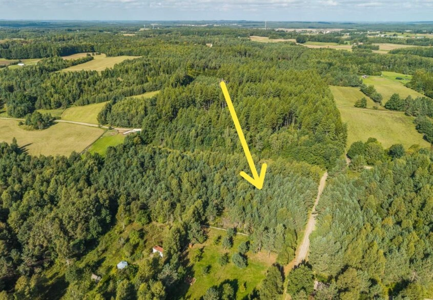 Działka siedliskowa | Kaszuby | Prąd i woda obok