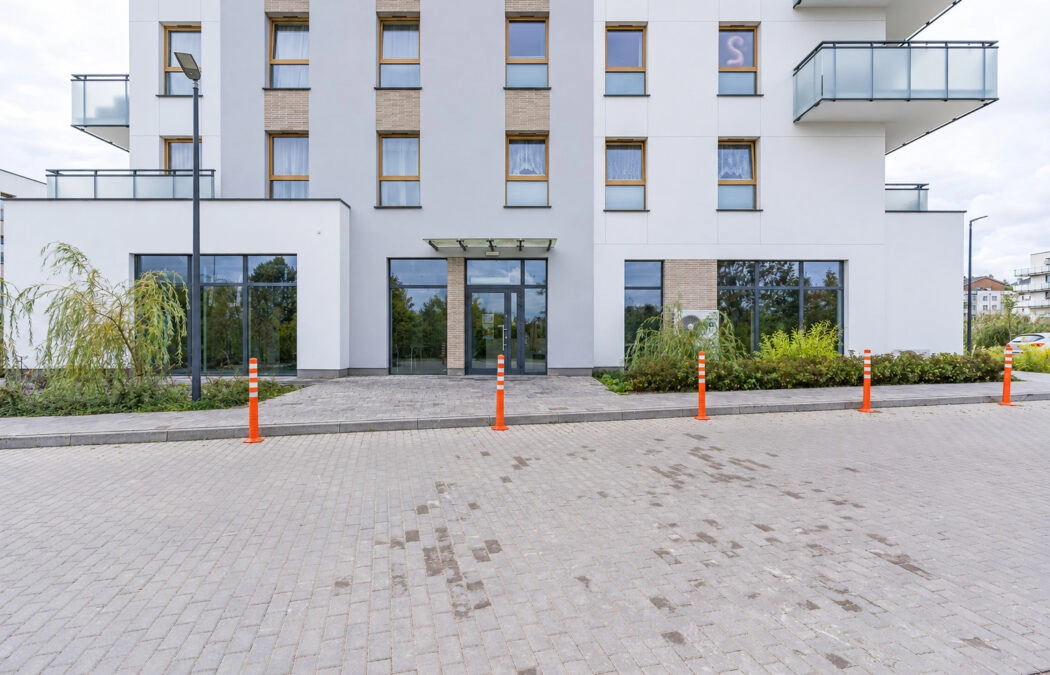Lokal usługowo-handlowy w świetnej lokalizacji.