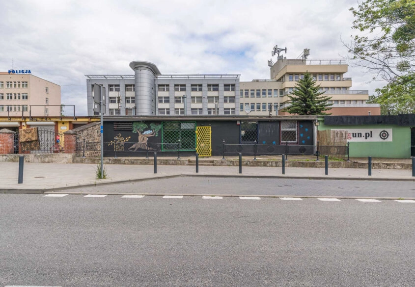 Lokal 73m2| ogródek|świetny potencjał inwestycyjny