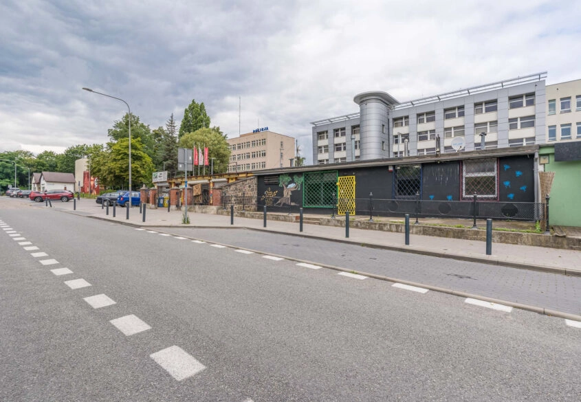 Lokal 73m2| ogródek|świetny potencjał inwestycyjny