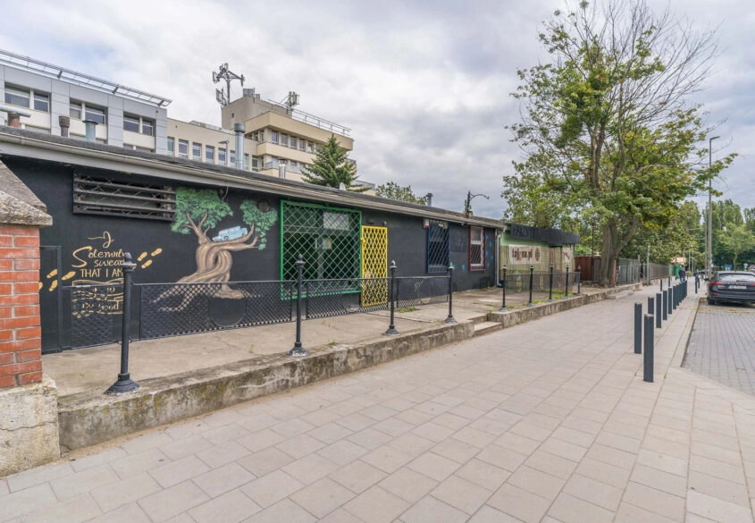 Lokal 73m2| ogródek|świetny potencjał inwestycyjny