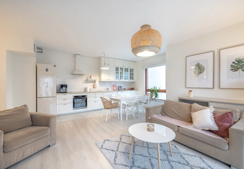 Fort Forest ,92,73 m²,4 pokoje, 2 łazien, hala G