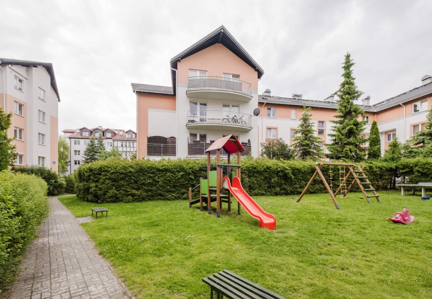 4 pokoje! Balkon! Blisko szkoła i przedszkole!