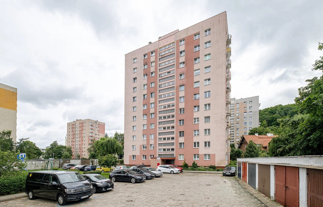 2 pokoje z garażem | Dwustronne | 1 piętro