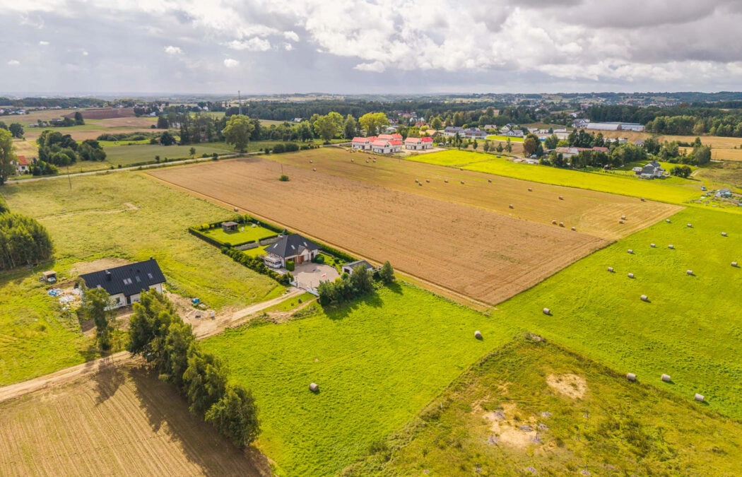Prąd i woda | Objęta MPZP | Płaska | Prostokątna