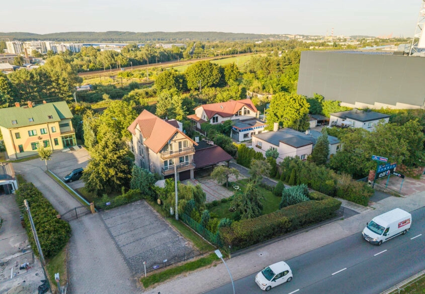 Rumia | główna ulica | dwa domy | inwestycja!